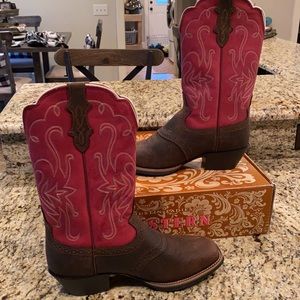 New in box Justin cowboy boots
